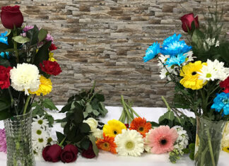 VAZODAKİ CANLI ÇİÇEKLERİN ÖMRÜ NASIL UZATILIR (HOW TO KEEP CUT FLOWERS FRESH)